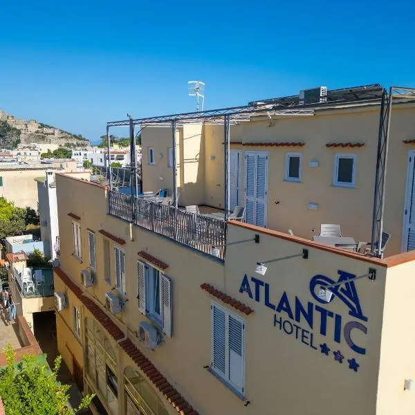 Albergo Atlantic, hotel en Ischia Town