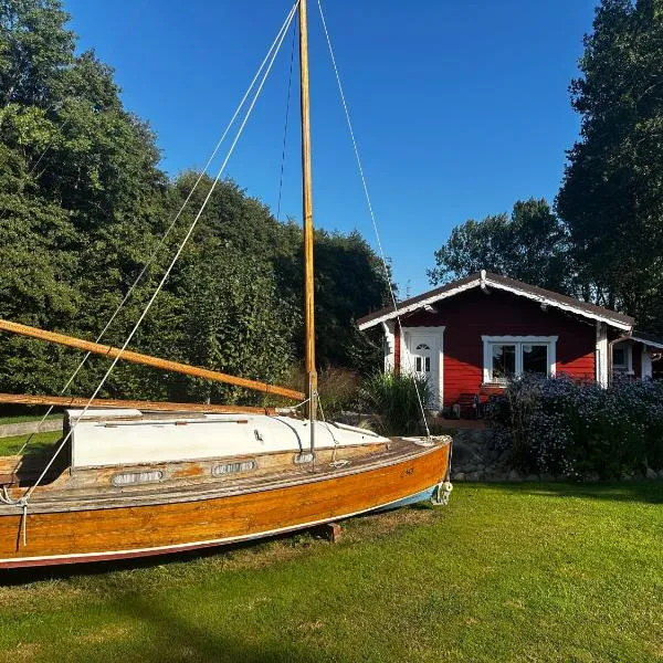 Bezauberndes Ferienhaus mitten in der Natur., hotel v destinaci Kröpelin
