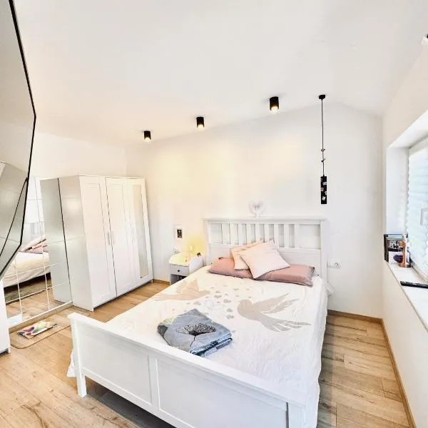 Lovemate space, hotel in Varna City