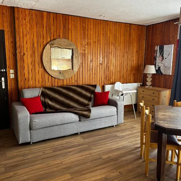 Appartement CERF, hotel v destinaci La Llagonne
