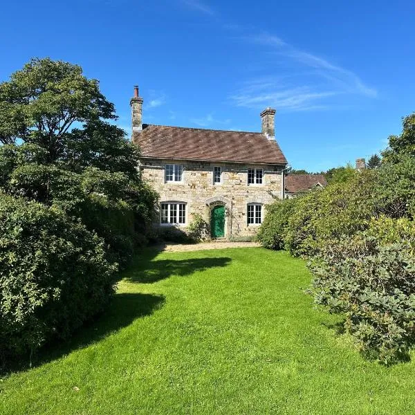 Market Garden Cottage, Sleeps 6, 2 x King Size, 2 x Singles, отель в городе Lower Beeding