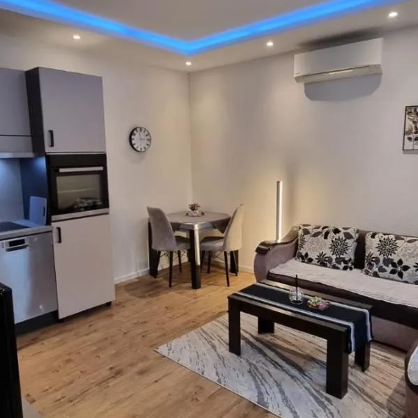 Apartman Magic house, hotel v destinaci Kruševac