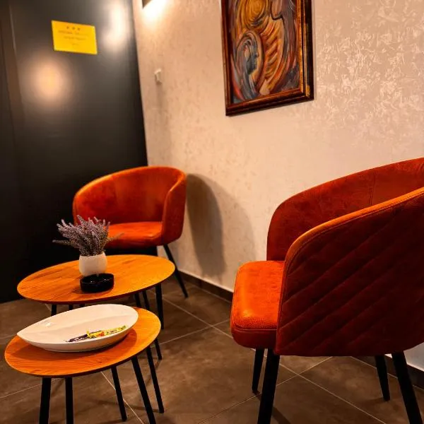 Guest House deluxe, hotel in Orašje