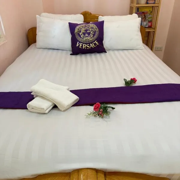 Nhà nghỉ Nghĩa Nhân, hotel v mestu Da Lat