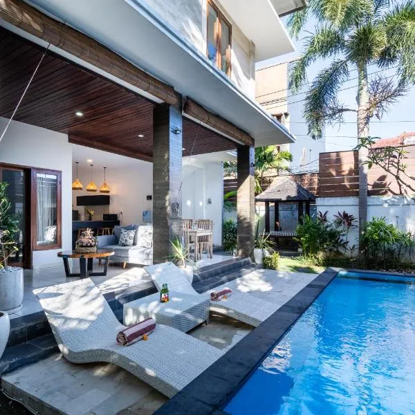 Bali Huis Villa، فندق في سمينياك