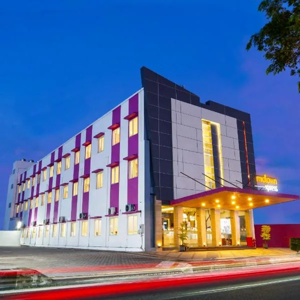 Midtown Xpress Sampit - Kalimantan Tengah, hotelli kohteessa Sampit