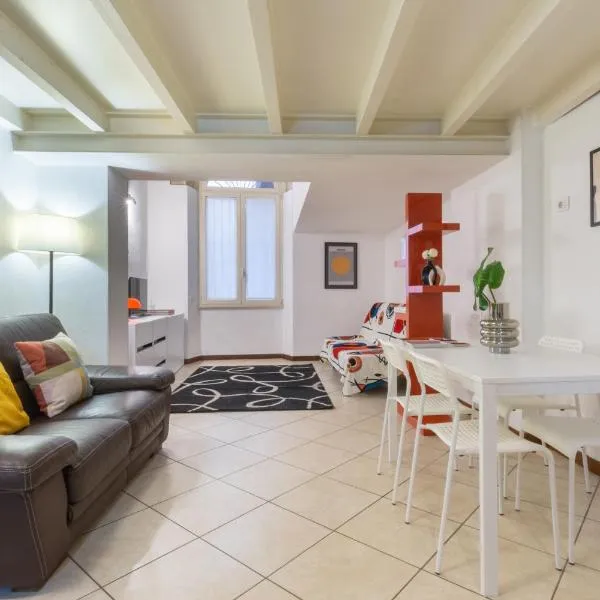 HomeToLove Villanova, hotel en Cagliari