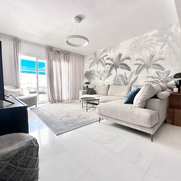 JP dream house apartments in Puerto Banus, hotel em Marbella