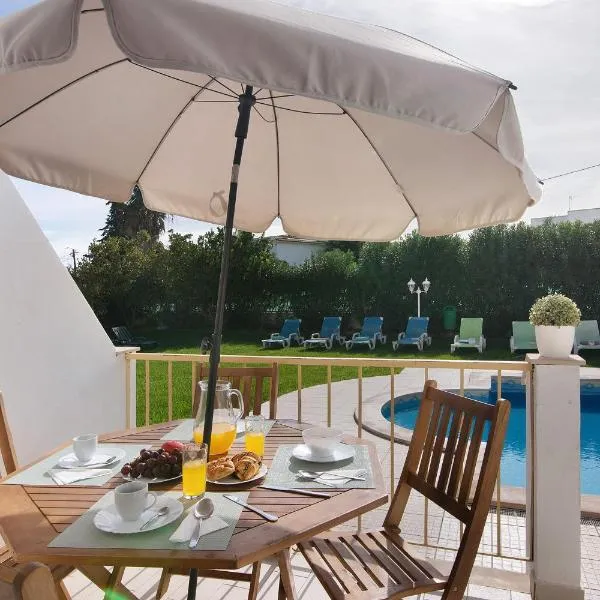 Villa Martina, ξενοδοχείο σε Roja- Pé