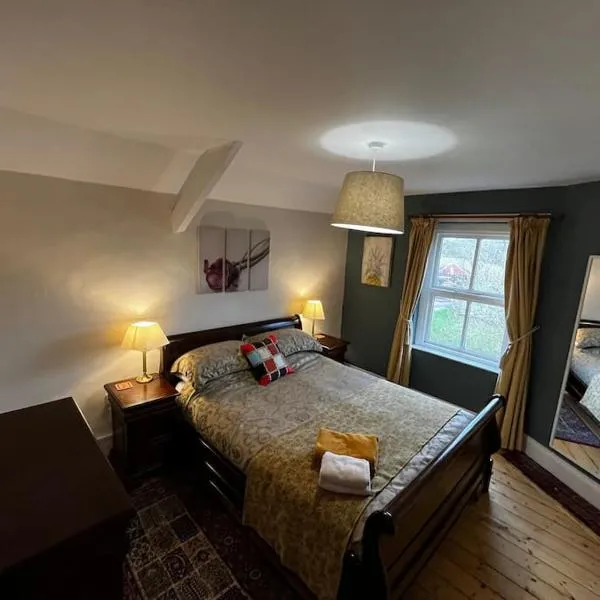 Bridge End Cottage, Northumberland - sleeps 4, hotel u gradu 'Thropton'