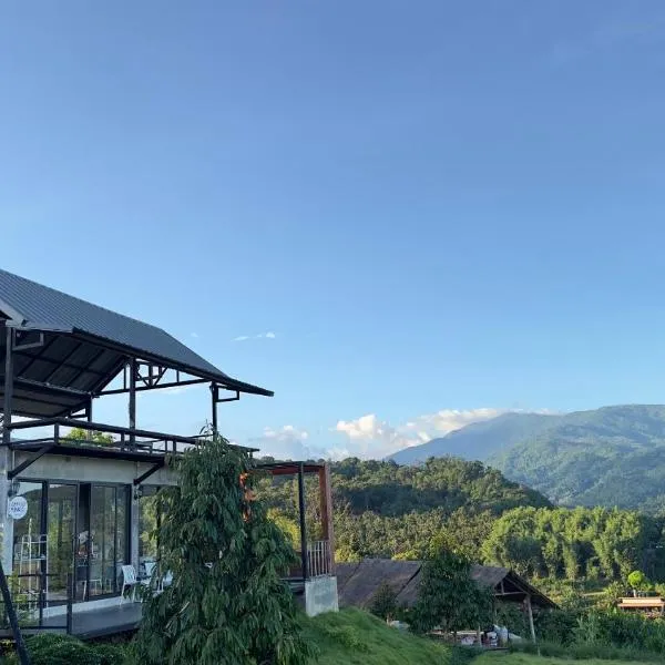 Pak Himdoi Farm Homestay สวนผักฮิมดอยโฮมสเตย์ ฝาง, hotel v destinaci Ban Wiang Kok