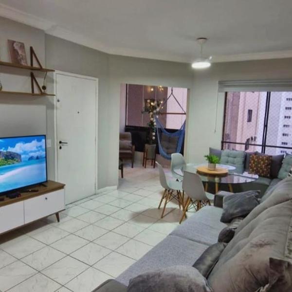 Apartamento Praia das Pitangueiras - Condomínio Golden Tower