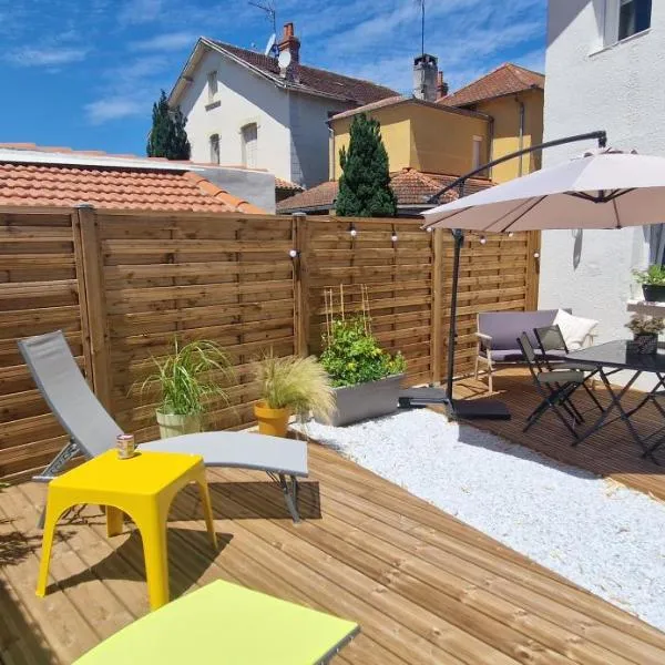 Maison au cœur de Tarbes, hotel v destinaci Tarbes