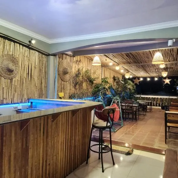 The Blue Guest House, hotel a Battambang