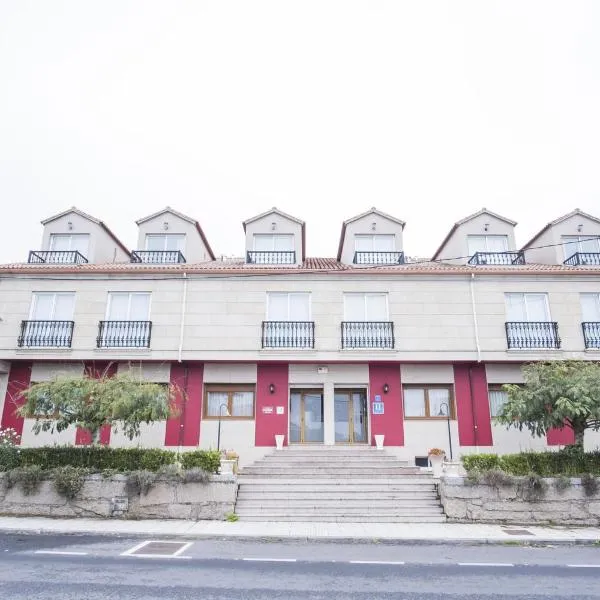 Alda Alpina, hotel in Villanueva de Arosa