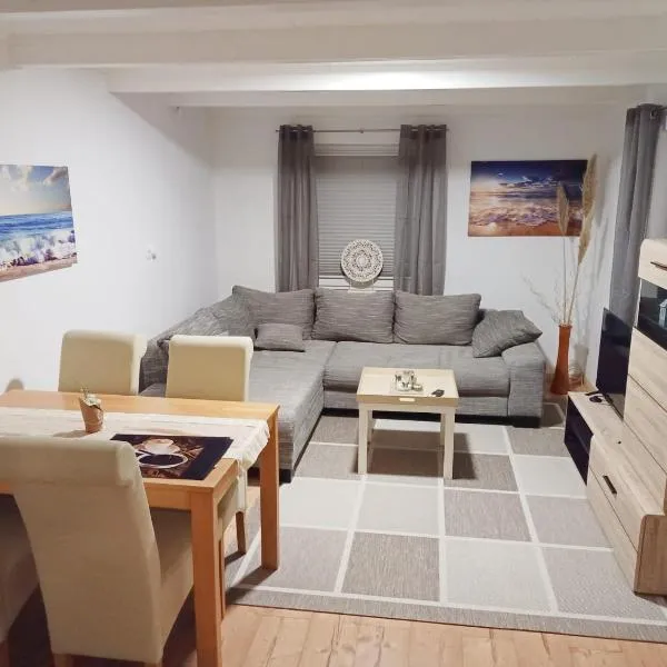Ferienhaus Nordwind, hotel en Halbemond