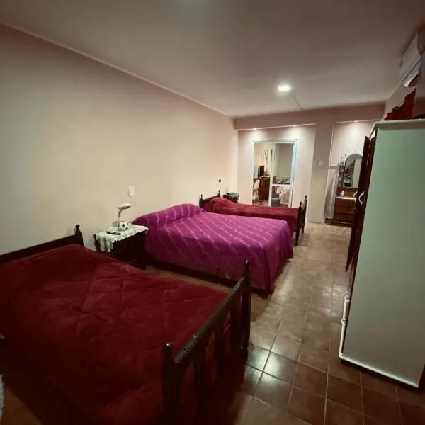 Alojamiento Goldman, hotel v destinaci Tinogasta