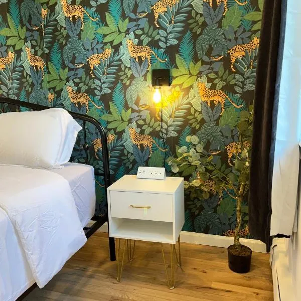 Luxury Boutique Home - 5 Beds 2 Baths 25 minutes to NYC, hotel v destinaci Jersey City
