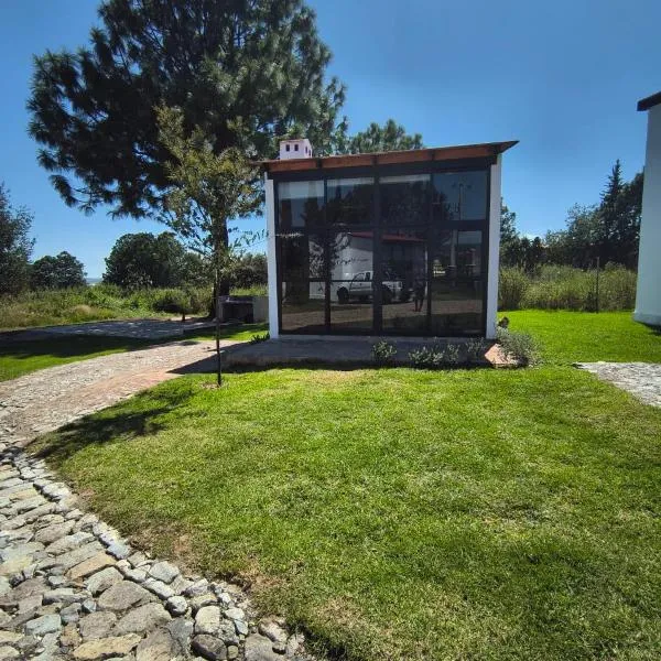 Cabañas pareja Tapalpa LUNA AZUL, ξενοδοχείο σε Tapalpa