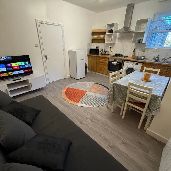 City Hideaway, hotel v destinácii Brimsdown Station