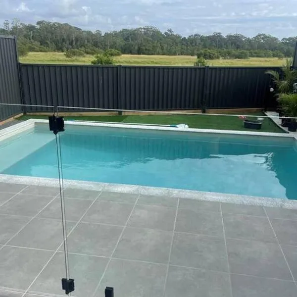 15mins to Mooloolaba Beach opposite Conservation!, hotel en Palmview