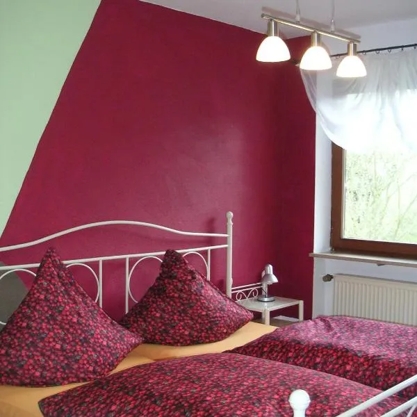 Natur-Aktiv-Hof Thiem، فندق في بوتينشتاين