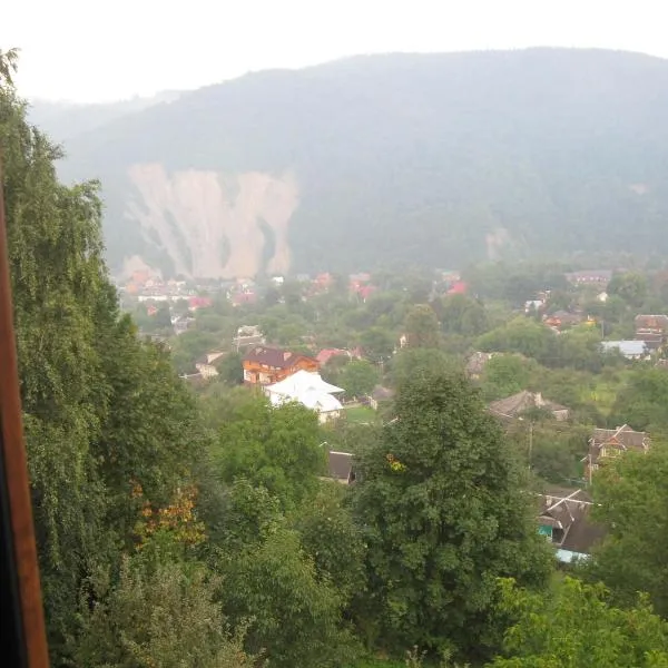 Gutsulochka Apartment, hotel a Yaremche