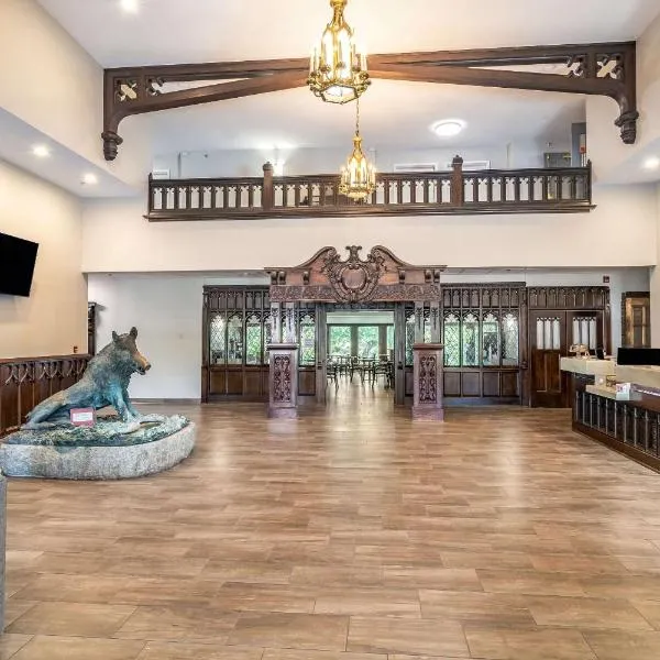 Riverview Inn & Suites, Ascend Hotel Collection, hotel v destinaci Rockford