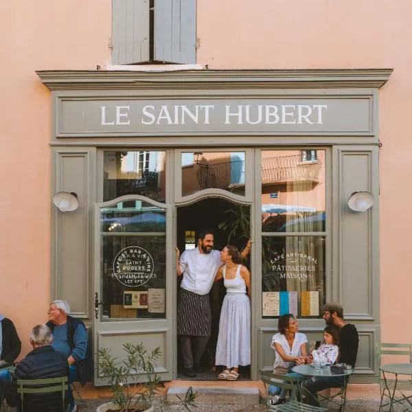 Le Saint Hubert, hotel v destinácii Saint-Saturnin-dʼApt