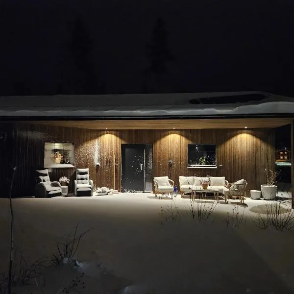Egen del av modern villa i Kåge, hotel v destinaci Skellefteå