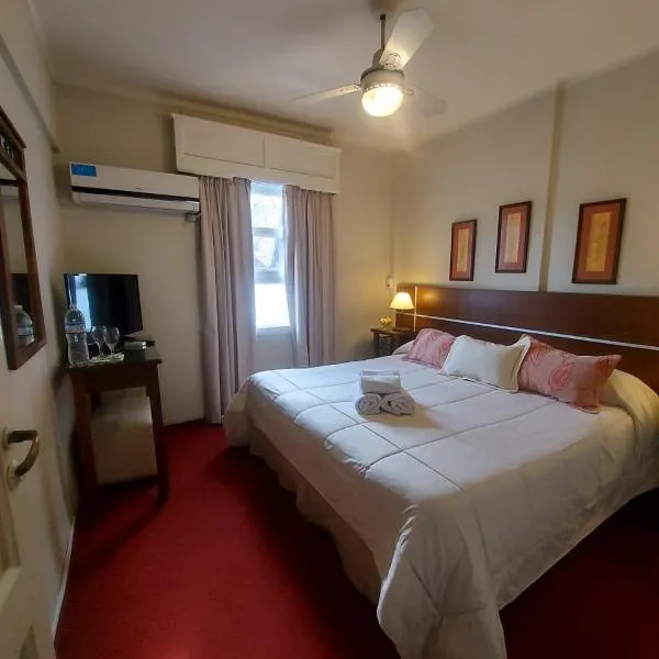 Hotel Ariosto, хотел в Мендоса