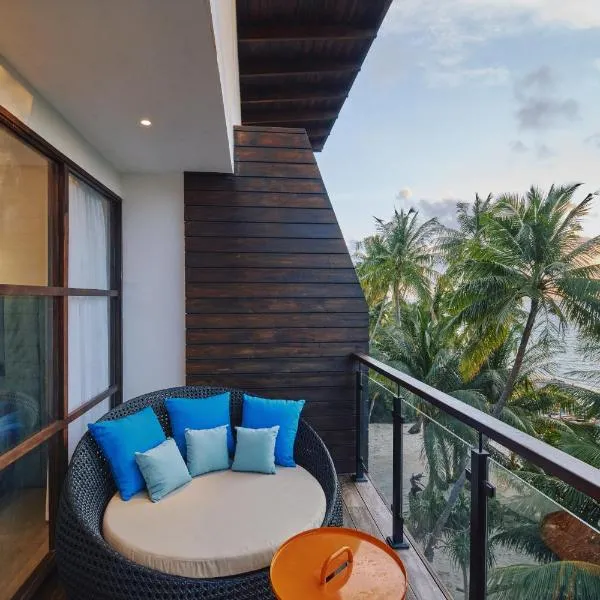 Beach Hot Dhigurah, khách sạn ở Dhigurah