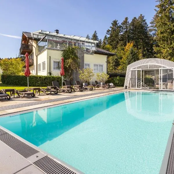 Ferienwohnungen Appartements Bergwald, hotel v destinaci Scheidegg