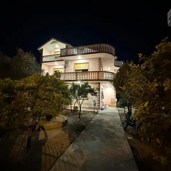 THE DOMI Apartments, hotel in Durrës