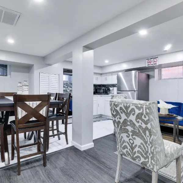Cozy 4 Bed 2 Bath Home, hotel in Newark