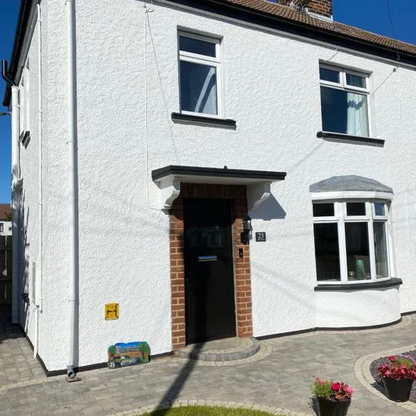 Bushmills holiday home, hotel in Bushmills