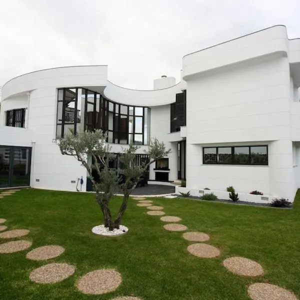 Requinte House, hotel di Nogueira de Cravo