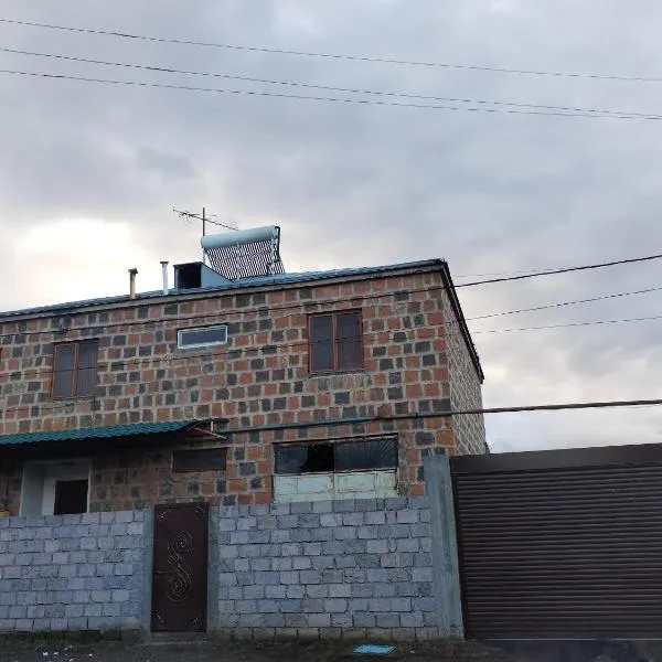 Garni Guesthouse, hotel v destinaci Garni