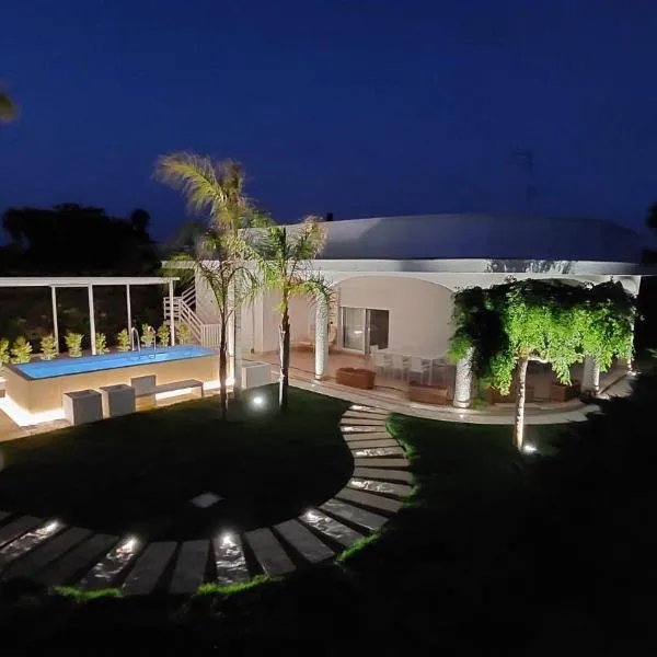Villa Lidia - Piscina Privata By Cala Salento，托雷拉皮洛的飯店