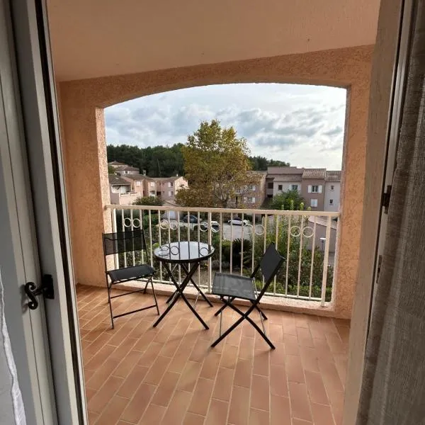 T2 a La Valette du var – hotel w mieście La Valette-du-Var