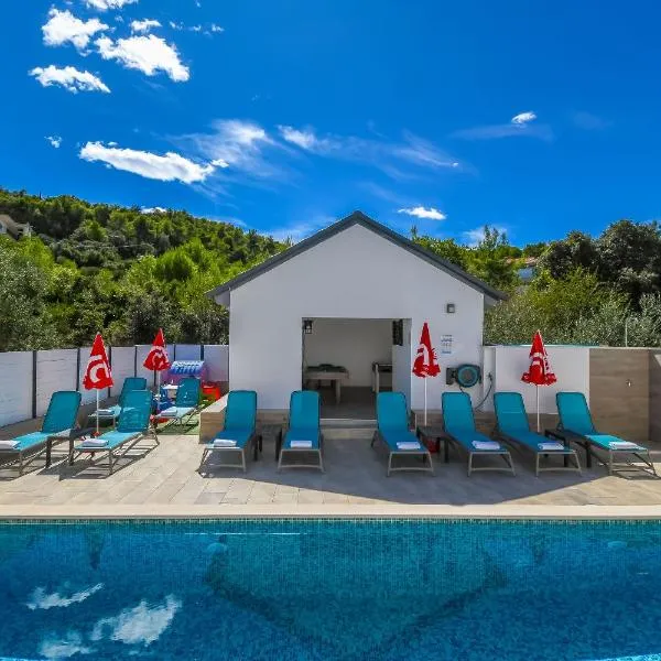 Apartments Villa Niko, hotel v Trogiru