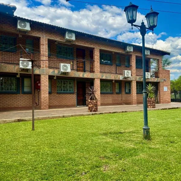 Valozone70 Guesthouse, hotel in Thabazimbi