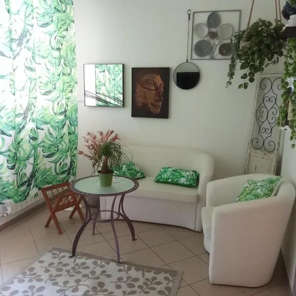 LaBandaBassottiFerrara, hotel v destinaci Monestirolo