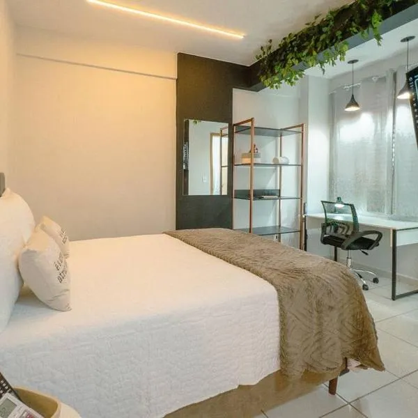 Lindo e Confortável Espaço - MEL509, hotel in Maringá