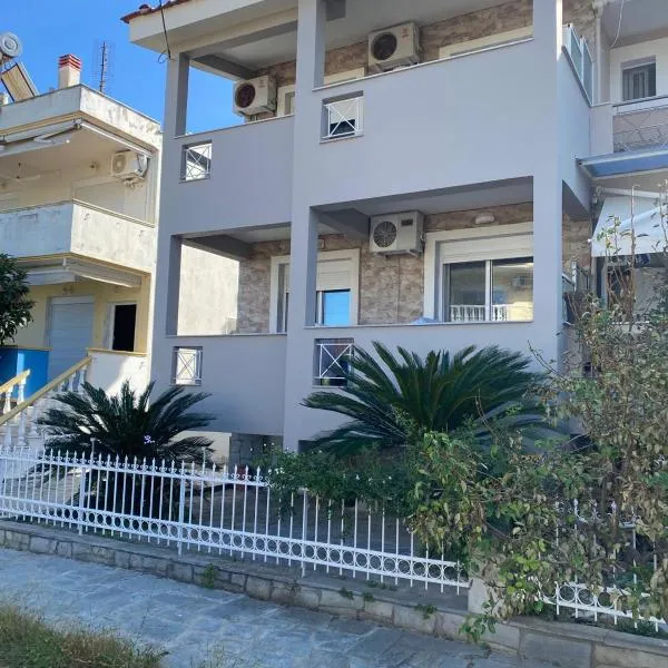 Alikis House, hotel v destinaci Néa Péramos