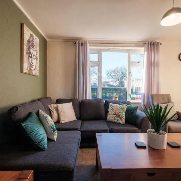 The Eastmount - Stunning 3 bed house, hotel in Hull
