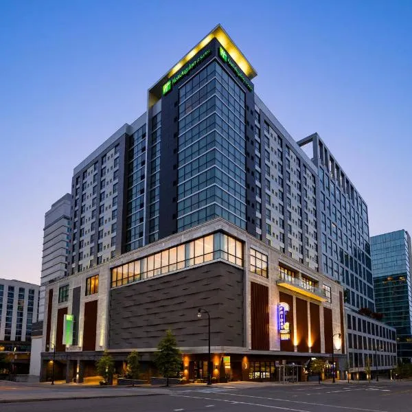 Holiday Inn & Suites Nashville Downtown Broadway, ξενοδοχείο στο Νάσβιλ