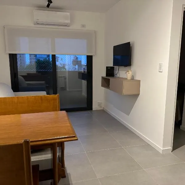 ETOCS - Departamento con piscina - Excelente ubicación - Opcional cochera, hotel i Bahía Blanca