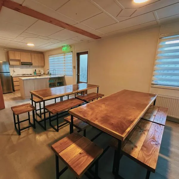 Aldea del Sur Hostel by Indomito Sur, hotel in Punta Arenas
