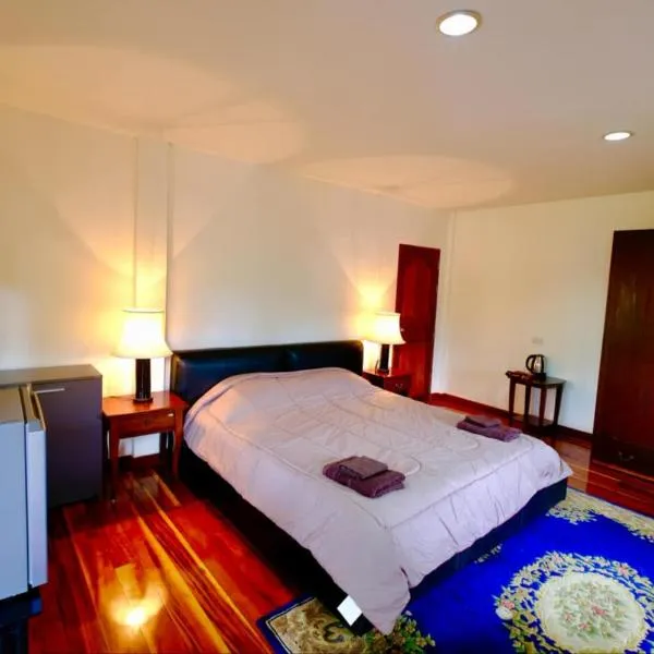 Lyndale Lodge, hotel v destinaci Sam Roi Yot